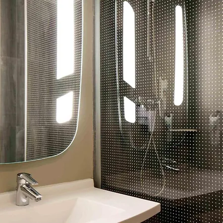Ibis Porto Gaia Hotel