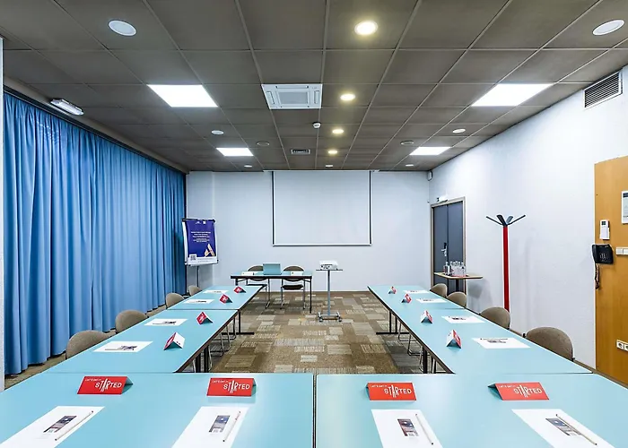 Ibis Porto Gaia فندق فيلا نوفا دي غايا