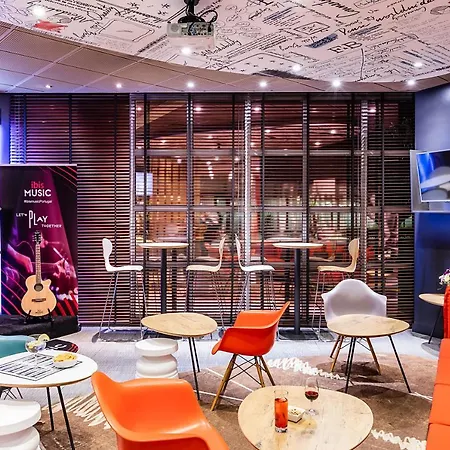 Ibis Porto Gaia 2*