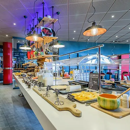 Ibis Porto Gaia Szálloda