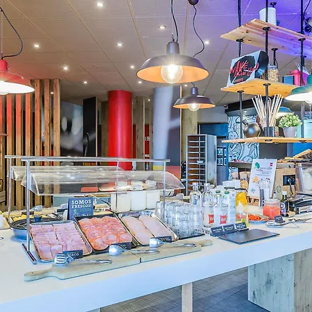 Ibis Porto Gaia Szálloda 2*