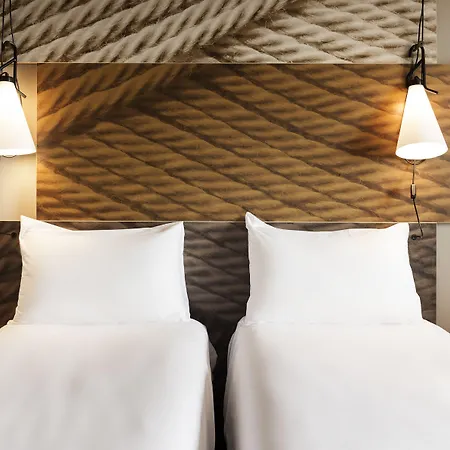 Ibis Porto Gaia Hotel 2*