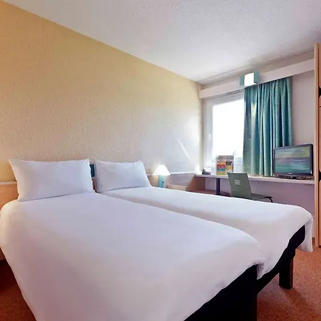 Ibis Porto Gaia 2*
