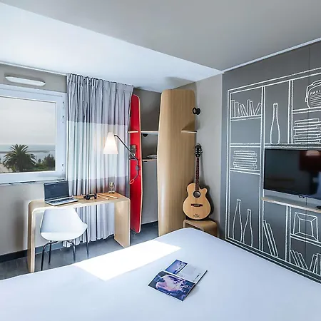 Ibis Porto Gaia فندق