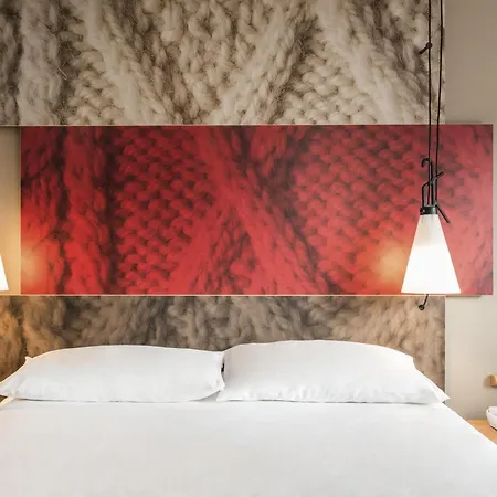 Ibis Porto Gaia 2*
