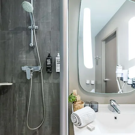 Ibis Porto Gaia Hotel