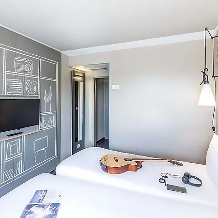 Ibis Porto Gaia 2*