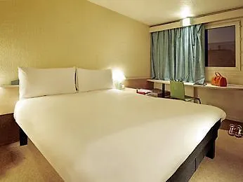 Ibis Porto Gaia Szálloda