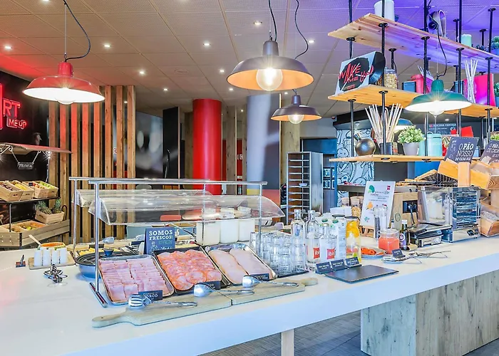 Ibis Porto Gaia فندق 2*