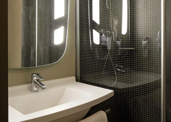 Ibis Porto Gaia 2* וילה נובה דה גאיה